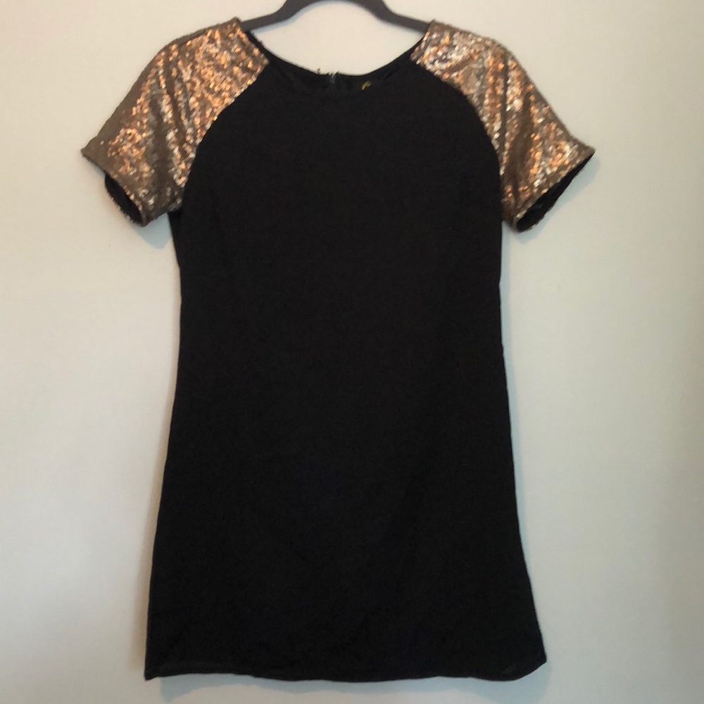 Short sparkle sleeve dress